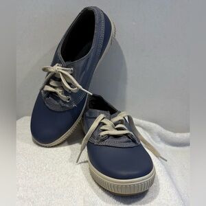 COUGAR Dash Waterproof Rubber
Duck Shoes Navy Blue | Size 9 | Rain/ Garden